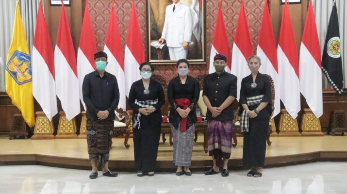 Webinar PAKIS Bali “Pakem Payas Utama Bali” di Gedung Jaya Sabha-Denpasar, Rabu (20/4).