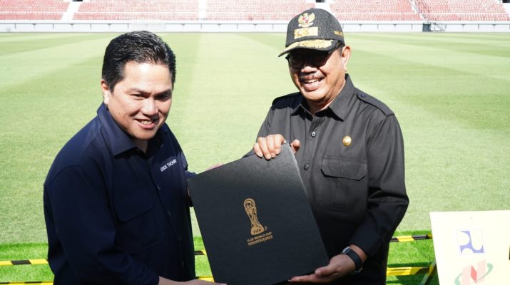 Wagub Cok Ace Dampingi Ketua PSSI Erick Thohir dan Menpora Tinjau Kesiapan Stadion Dipta Serangkaian Piala Dunia U20 di Bali
