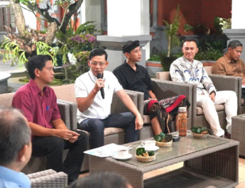 Bupati Satria Buka Pintu Kerjasama Swasta untuk Pelabuhan Pesinggahan