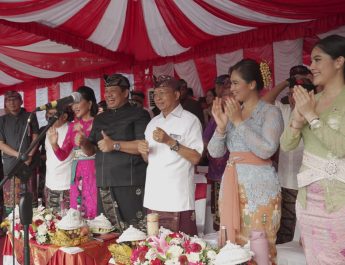 Gubernur Koster Lepas Peed Aya, Tandai Pembukaan Pesta Kesenian Bali (PKB) XLVIII
