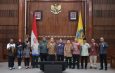 Wagub Bali Hadiri Rapat Kerja Bersama Komite I DPD RI Bahas Penguatan Manajemen ASN
