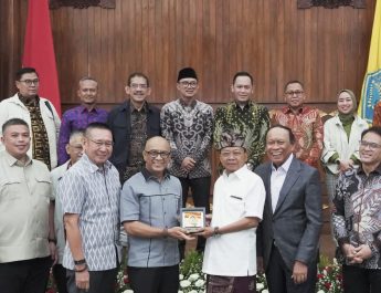 Gubernur Koster Terima Banggar DPR RI, Dorong Dukungan APBN untuk Infrastruktur Strategis Bali