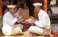 Perkuat Ketahanan Budaya, Bupati Satria dan Wabup Tjok Surya Hadiri Rangkaian Karya di Tiga Pura