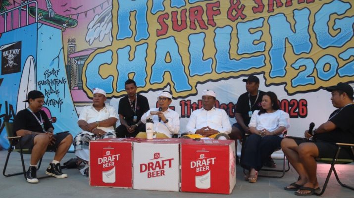 Bupati Badung bersama peserta sesi diskusi Kuta Beach Festival, 10 Oktober 2026.