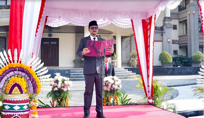Wakil Bupati Badung Bagus Alit Sucipta memimpin upacara Hari Kesaktian Pancasila di Lapangan Mangupraja Mandala pada 1 Oktober 2026
